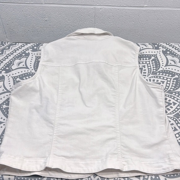Alia petite white jeans vest - Picture 4 of 9